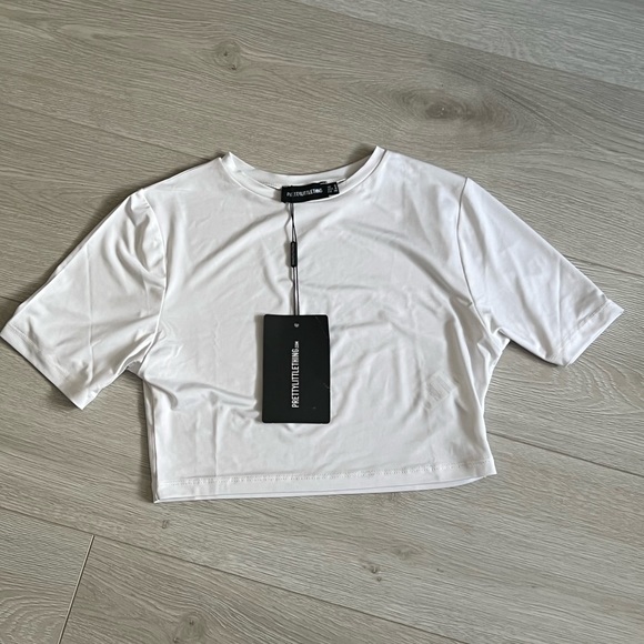 NWT white crop slinky top - Picture 1 of 2